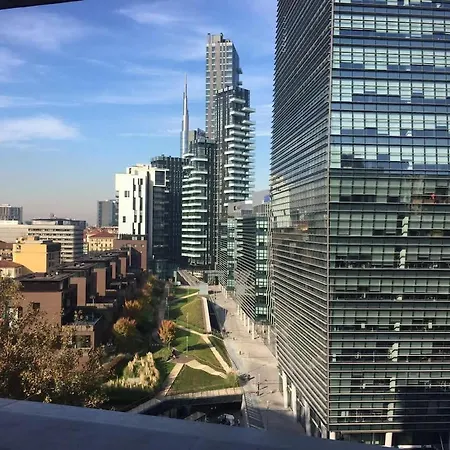 Cozy 9th Floor With Amazing View * ミラノ